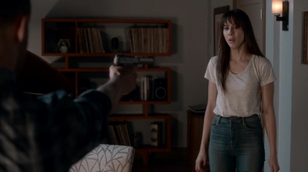 Pretty_Little_Liars_S07E20E21_WEB-DL_720p_DUAL_WWW_COMANDOTORRENTS_COM_2957.jpg