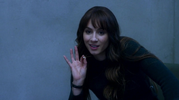 Pretty_Little_Liars_S07E20E21_WEB-DL_720p_DUAL_WWW_COMANDOTORRENTS_COM_3004.jpg