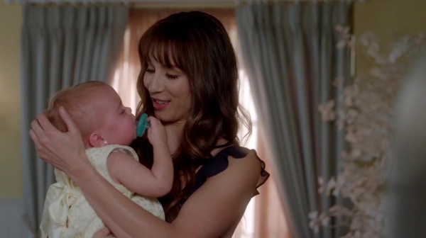 Pretty_Little_Liars_S07E20E21_WEB-DL_720p_DUAL_WWW_COMANDOTORRENTS_COM_3134.jpg