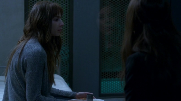 Pretty_Little_Liars_S07E20E21_WEB-DL_720p_DUAL_WWW_COMANDOTORRENTS_COM_3252.jpg