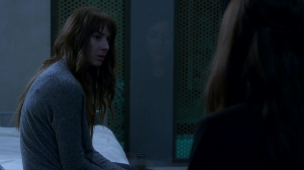 Pretty_Little_Liars_S07E20E21_WEB-DL_720p_DUAL_WWW_COMANDOTORRENTS_COM_3296.jpg