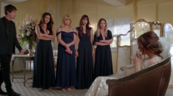 Pretty_Little_Liars_S07E20E21_WEB-DL_720p_DUAL_WWW_COMANDOTORRENTS_COM_3459.jpg