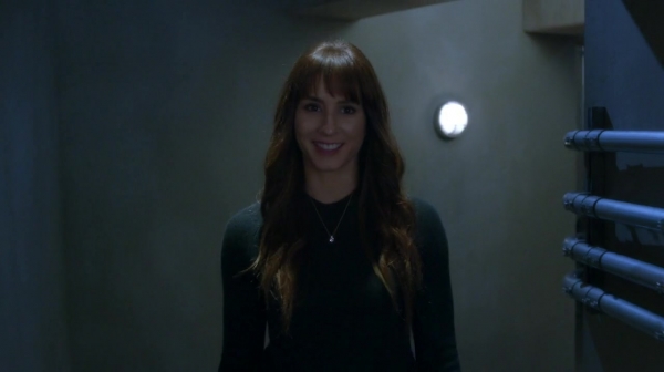 Pretty_Little_Liars_S07E20E21_WEB-DL_720p_DUAL_WWW_COMANDOTORRENTS_COM_3585.jpg