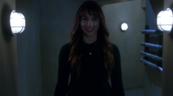 Pretty_Little_Liars_S07E20E21_WEB-DL_720p_DUAL_WWW_COMANDOTORRENTS_COM_3586.jpg