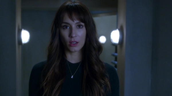 Pretty_Little_Liars_S07E20E21_WEB-DL_720p_DUAL_WWW_COMANDOTORRENTS_COM_3590.jpg