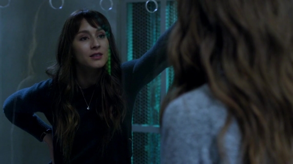 Pretty_Little_Liars_S07E20E21_WEB-DL_720p_DUAL_WWW_COMANDOTORRENTS_COM_3642.jpg