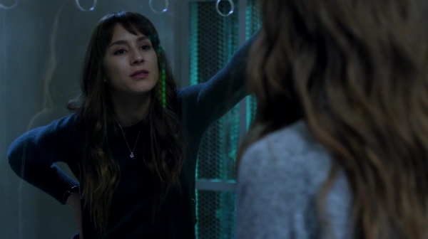 Pretty_Little_Liars_S07E20E21_WEB-DL_720p_DUAL_WWW_COMANDOTORRENTS_COM_3644.jpg