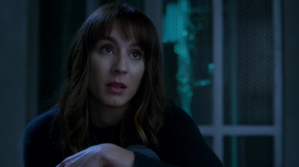 Pretty_Little_Liars_S07E20E21_WEB-DL_720p_DUAL_WWW_COMANDOTORRENTS_COM_3803.jpg