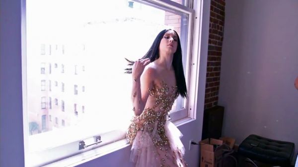 Schon21_presents___Behind_the_scenes_with_Troian_Bellisario_mp4__1_283529.jpg