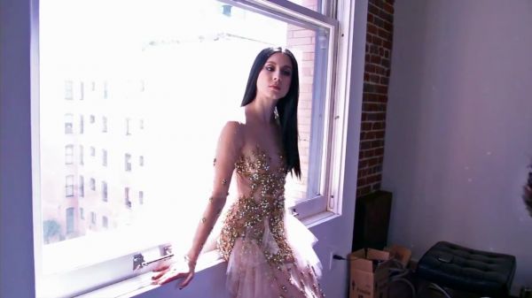 Schon21_presents___Behind_the_scenes_with_Troian_Bellisario_mp4__1_284029.jpg