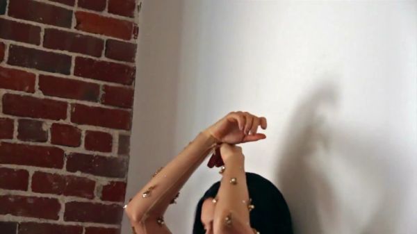 Schon21_presents___Behind_the_scenes_with_Troian_Bellisario_mp4__1_284129.jpg