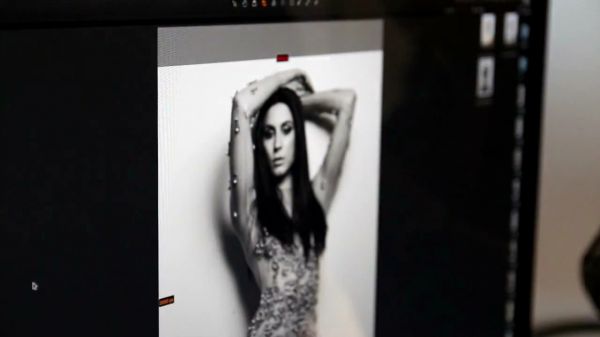 Schon21_presents___Behind_the_scenes_with_Troian_Bellisario_mp4__1_285329.jpg