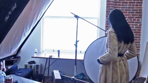 Schon21_presents___Behind_the_scenes_with_Troian_Bellisario_mp4__1_28929.jpg