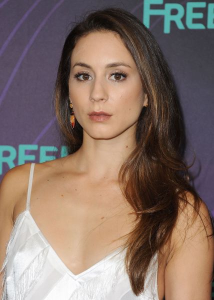 HQ
