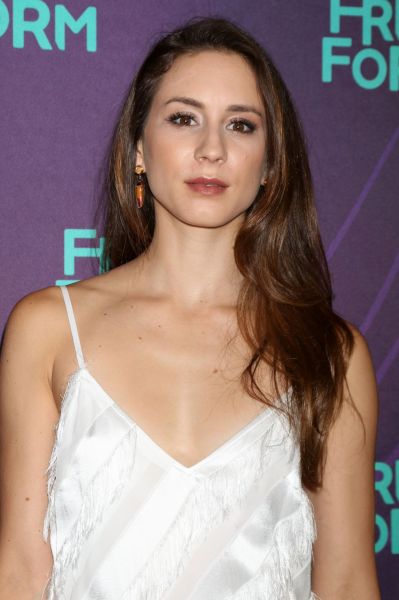 HQ
