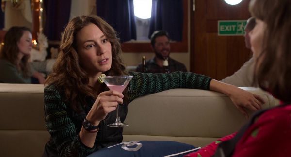 Where_d_You_Go_Bernadette_2019_1080p_WEB-DL_DD5_1_H264-CMRG_4952.jpg