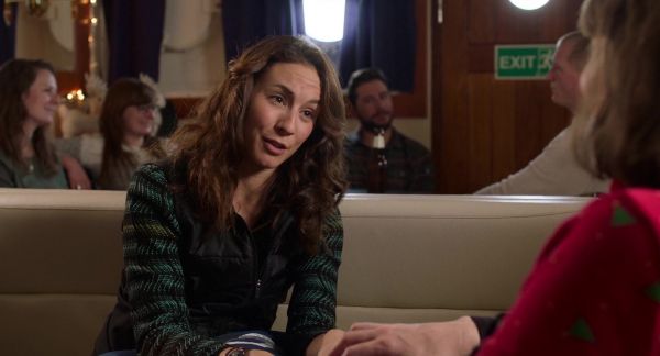 Where_d_You_Go_Bernadette_2019_1080p_WEB-DL_DD5_1_H264-CMRG_4985.jpg