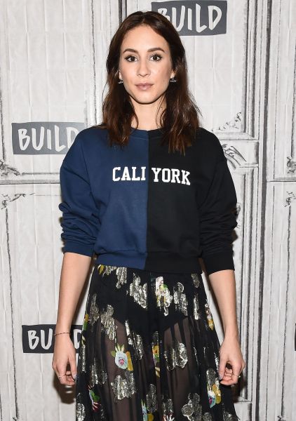 HQ
