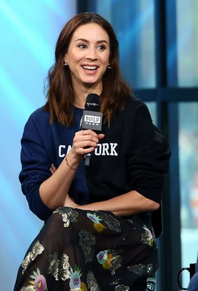 HQ
