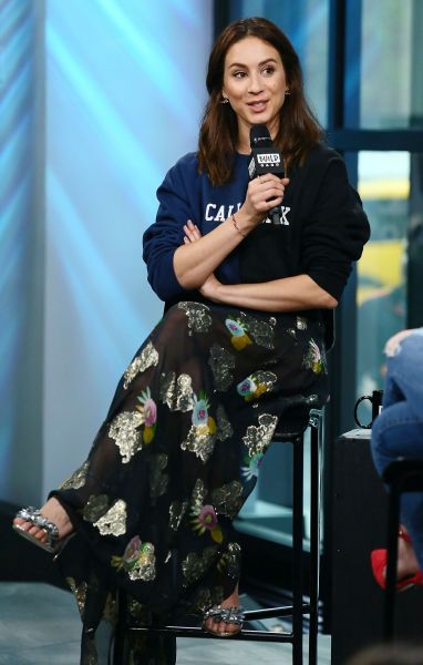 HQ
