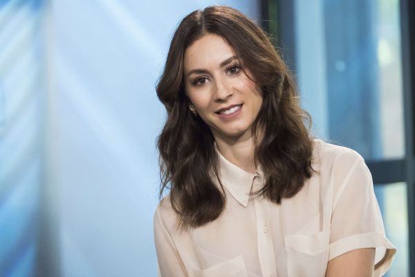 HQ

