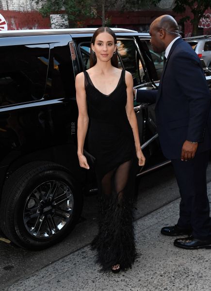 HQ

