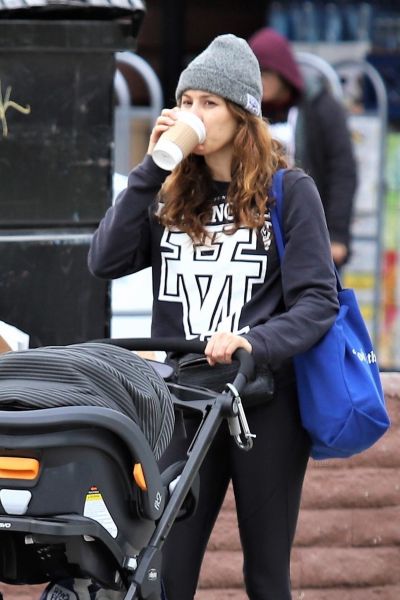 HQ
