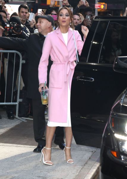 HQ
