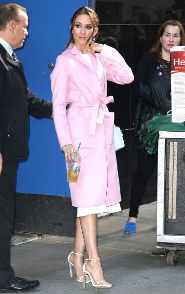 HQ
