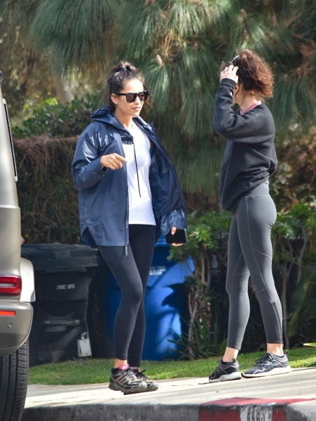 outinla210120-009.jpg