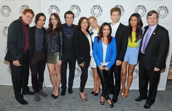 paleyfest2013-250.jpg