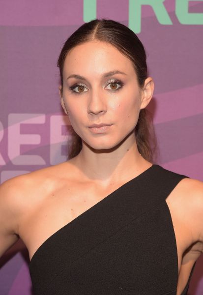 HQ
