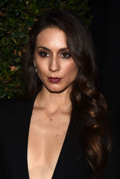 HQ

