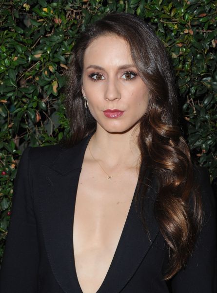 HQ
