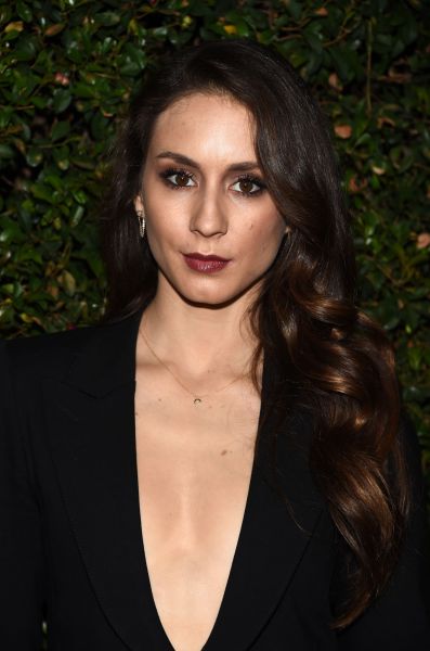 HQ
