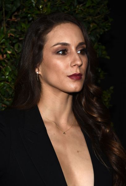 HQ
