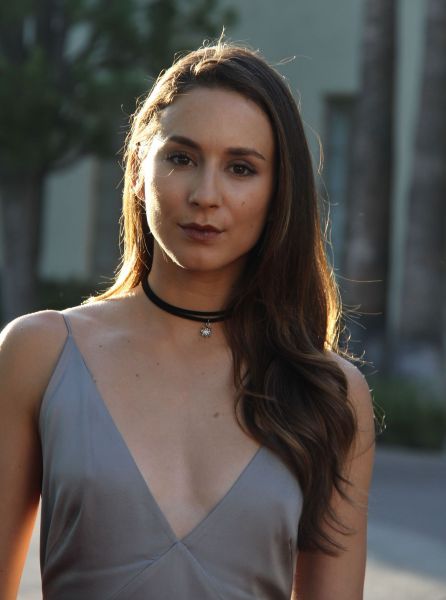 HQ
