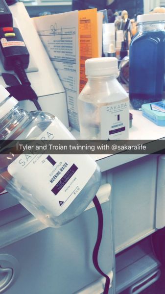snapchatroian-0326.jpg