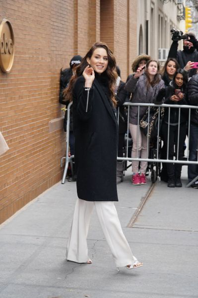 HQ
