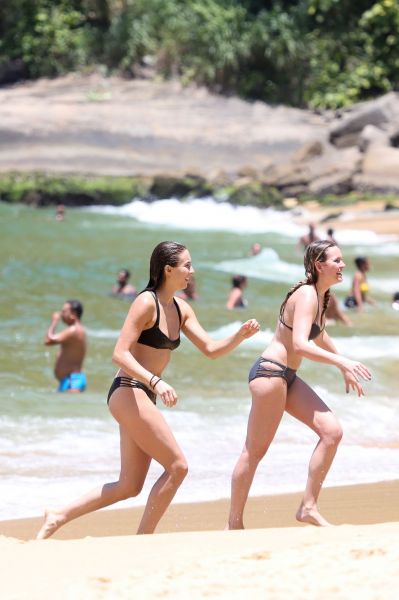 HQ
