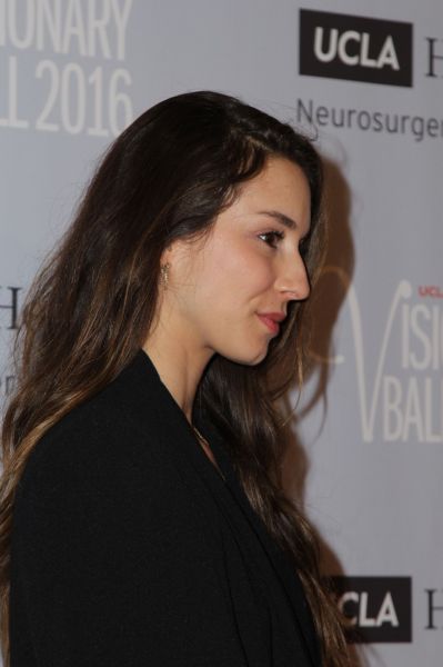 HQ
