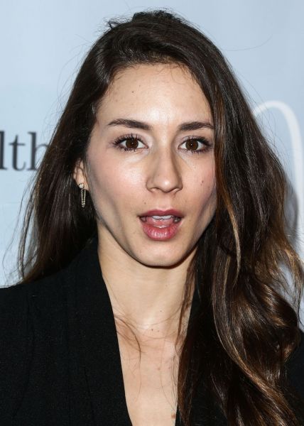 HQ
