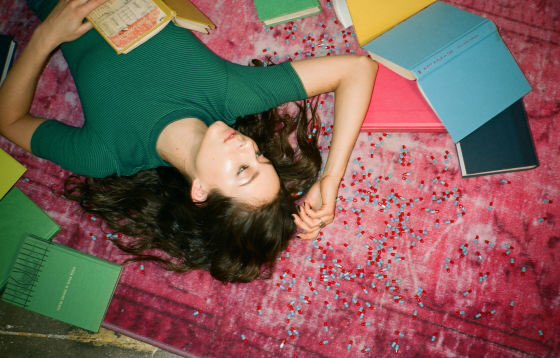nylonmag-001~1.jpg
