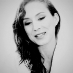 GQ_with_the_Women_of_Pretty_Little_Liars__Troian_Bellisario__2893029~0.jpg