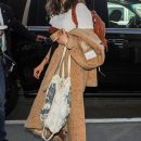 LAX0504017-030.jpg