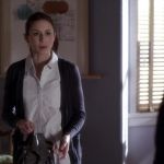 PLL_S04E04_720p_JACK_Up_DownloadSeriesHere_0909.jpg