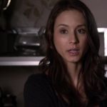 PLL_S04E14_720p_JACK_Up_DownloadSeriesHere_0155.jpg