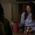 Pretty_Little_Liars_S05E24_Mini_720p_WEB-DL_Dual_RMZ-Dinho_1430.jpg