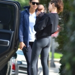 outinla210120-012.jpg