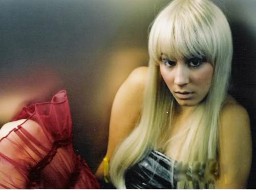 BlondePortrait-06.jpg